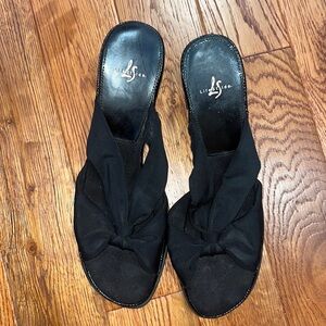 Life Stride Womens Heels